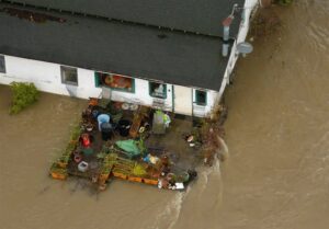 وضعیت اضطراری در واشنگتن به دلیل باران های سیل آسا