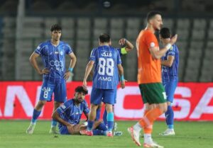 وضعیت مدافع استقلال فردا مشخص می شود/ 2 بازیکن منتظر تصمیم کادر فنی هستند.