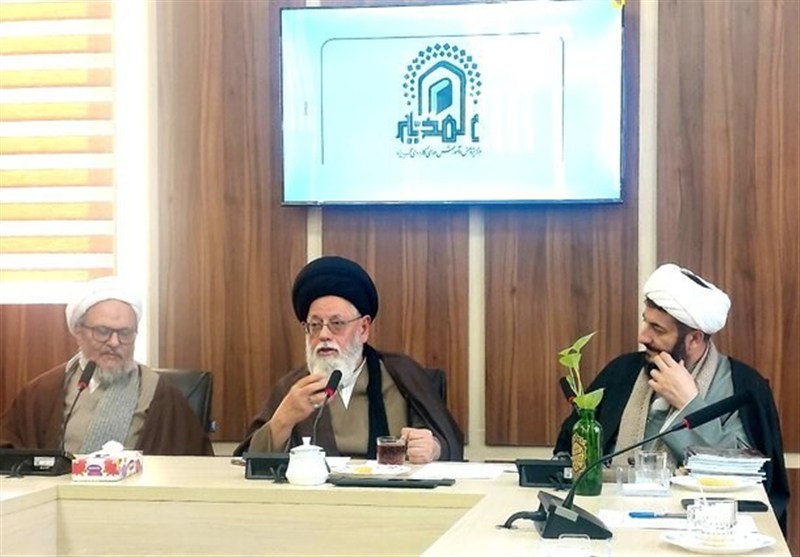 پژوهش رکن اساسی فقه و هویت حوزه های علمیه است