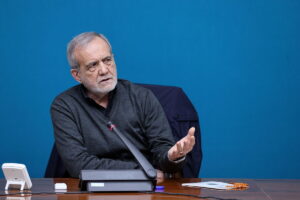 پزشکیان: می‌گویند تو حقوق را اضافه کن، مالیات هم نگیر! این پول را از کجا بیاورم؟