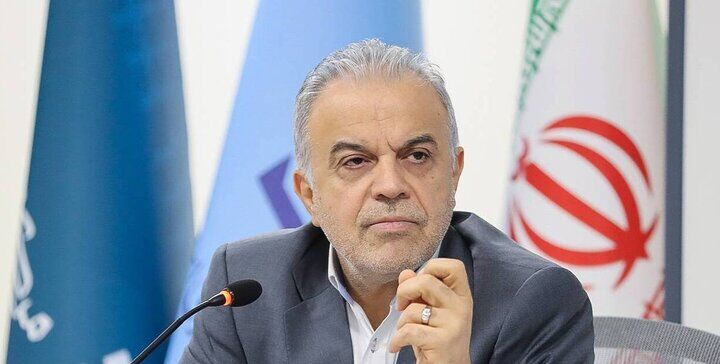 معاون ارزی بانک مرکزی استعفا کرد؛ همتی پذیرفت