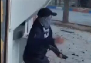 2 پلیس با 40 ضربه چاقو اغتشاشگران به شهادت رسیدند