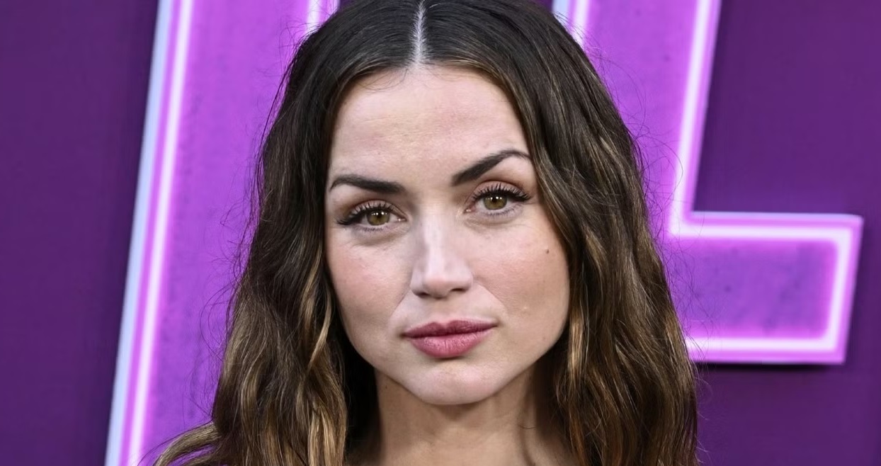 آنا د آرماس در بازسازی آمریکایی فیلم Sweat بازی می‌کند