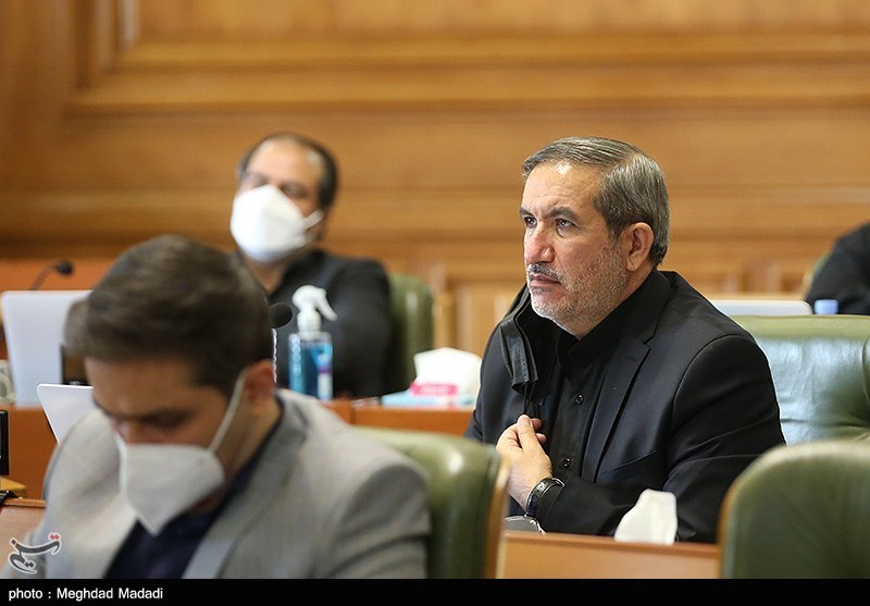 امانی: شورای شهر روابط‌ عمومی شهردار نیست