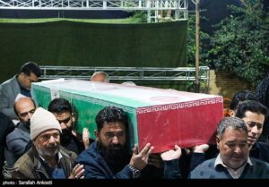 تشییع باشکوه پیکر 8 شهید مدافع امنیت در بجنورد/ مردم اتمام حجت کردند