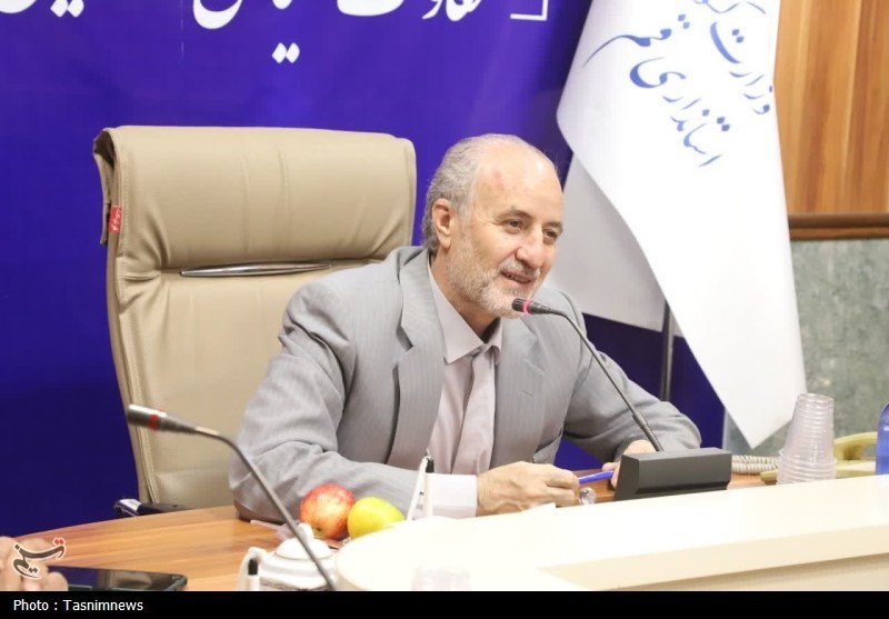 نام نویسی 17 نفر در روز نخست ثبت‌نام نامزدهای شورای شهر در قم