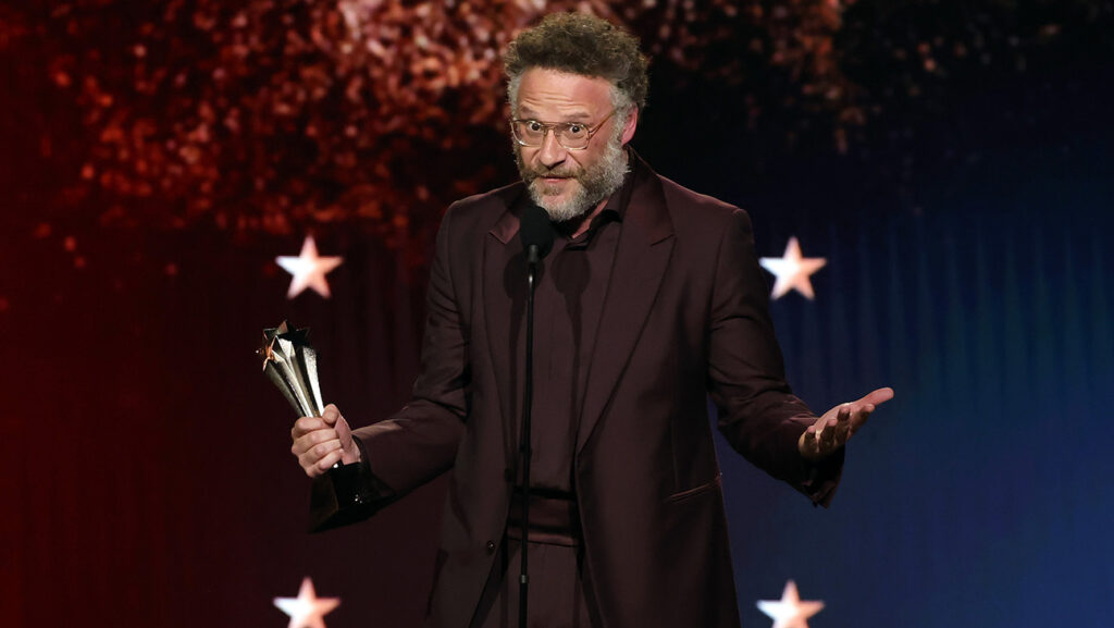 ست روگن پس از کسب جایزه در مراسم جوایز منتخب منتقدان: دیگر نیازی به تراپی ندارم