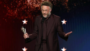 ست روگن پس از کسب جایزه در مراسم جوایز منتخب منتقدان: دیگر نیازی به تراپی ندارم