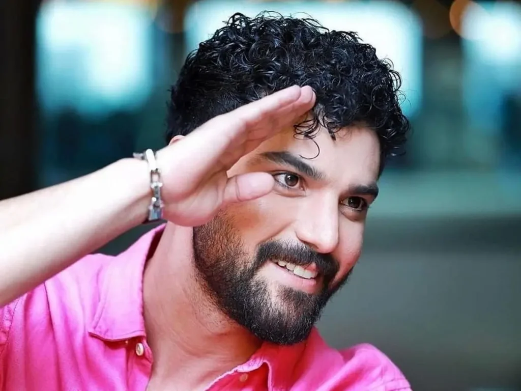 سینا مهراد «کاپیتان» تلویزیون شد