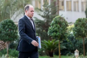 قیمت ها پس از حذف ارز تالار اول غیرعادی نخواهد بود / تاثیر ارز ترجیحی بر قیمت گوشت زیر 15 درصد، گوشت مرغ زیر 40 درصد و قیمت روغن 100 درصد است.