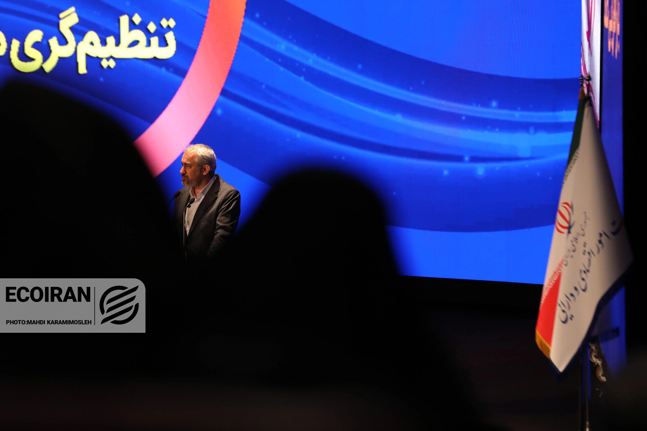 وعده سود 12 درصدی دلاری؛ دولت از کدام جیب پول می دهد؟