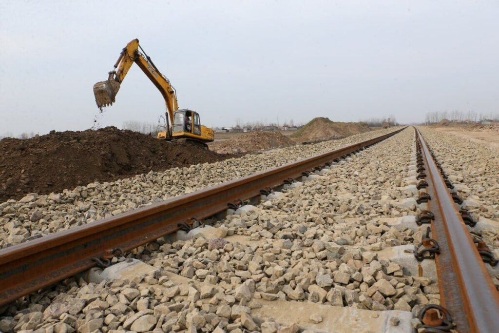 سوت قطار خاش - ایرانشهر به صدا درآمد