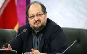 فروپاشی زنجیره ارزش پتروشیمی به‌خاطر واگذاری‌های شتاب‌زده