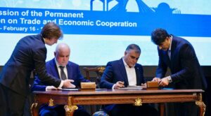 امضای یک‌سند همکاری و ۴ تفاهم‌نامه بین ایران و روسیه