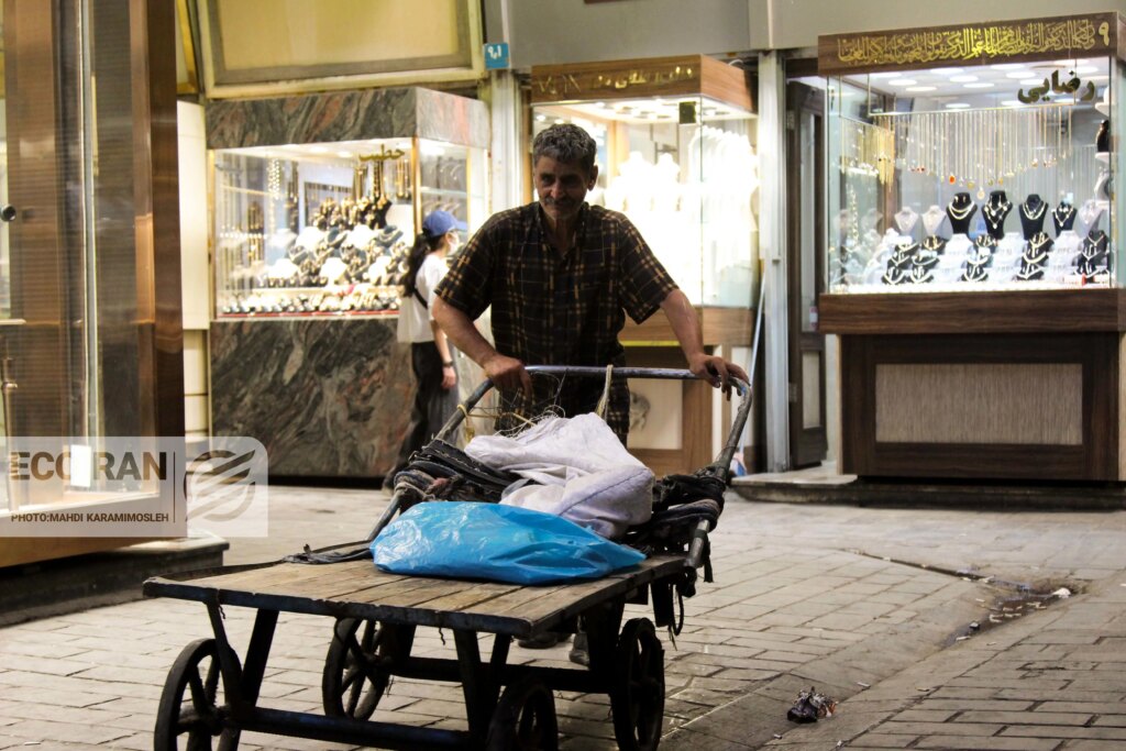 سبد معیشت کارگران از مرز 32 میلیون نفر گذشت. حقوق هنوز 12 میلیون است