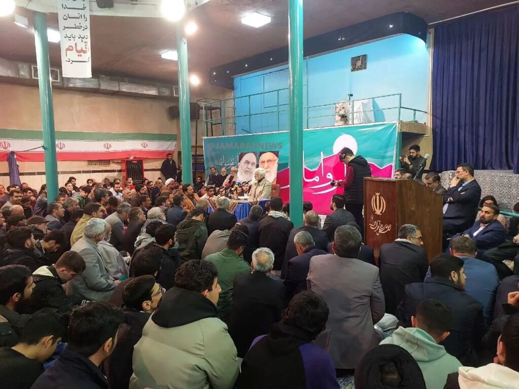 عده ای گفتند اگر مذاکره شود دو هزار میلیارد دلار وارد کشور می شود، ملت ما نتیجه را دید.