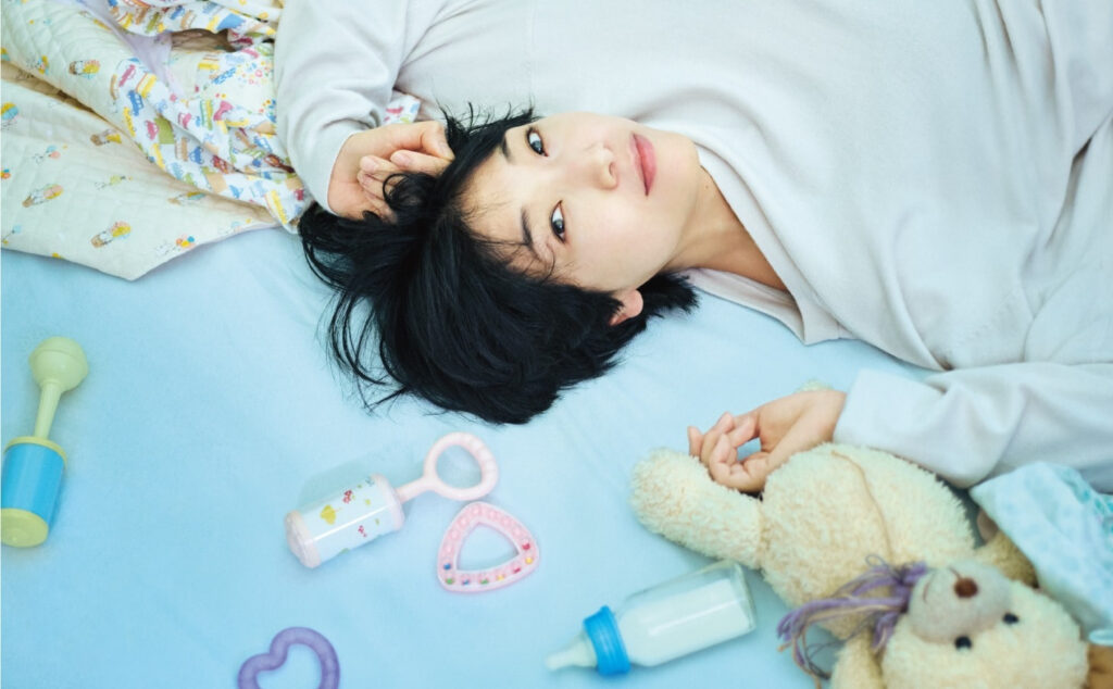 هولو در حال توسعه نسخه آمریکایی سریال ژاپنی  Rebooting است